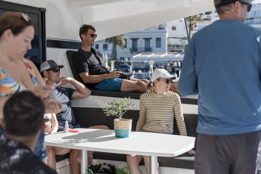 Naxos: Luxury Catamaran Day Trip with Lunch and Drinks - Practical Tips for a Better Day
