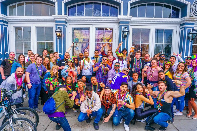 New Orleans VIP Bar and Club Crawl - Moving between bars and keeping the group together