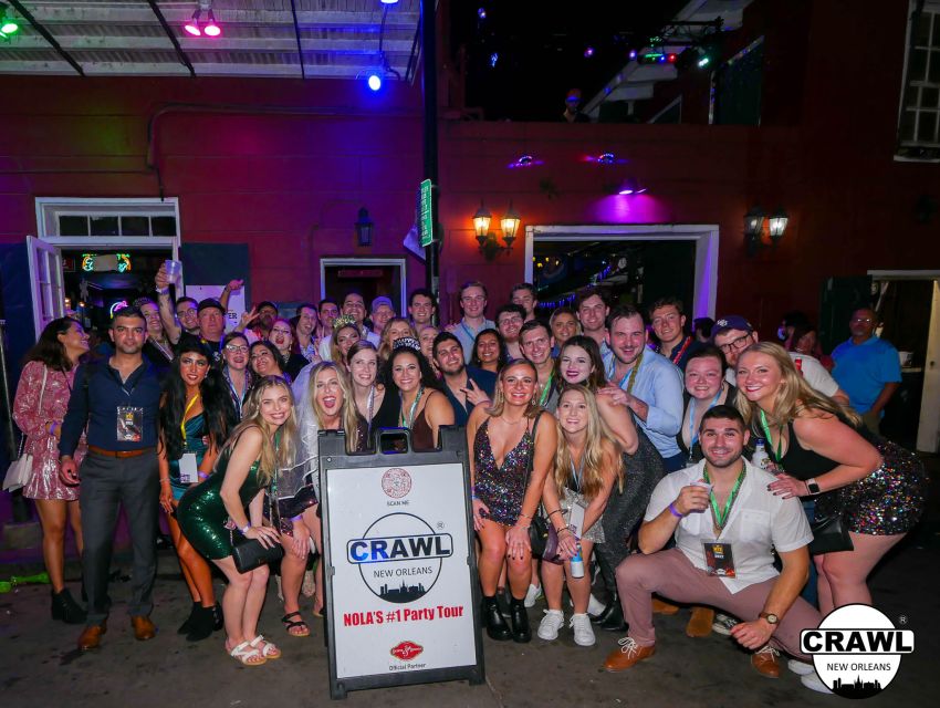 New Orleans: VIP Bar and Club Crawl Tour with Free Shots - What VIP access means at night