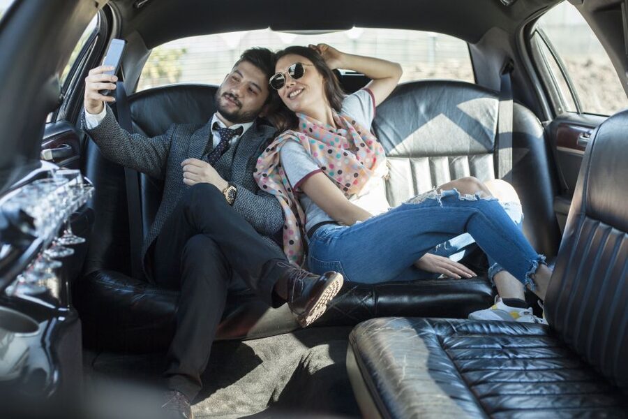 New York City Airports Luxury Arrival or Departure Transfers - Why the flight tracking matters
