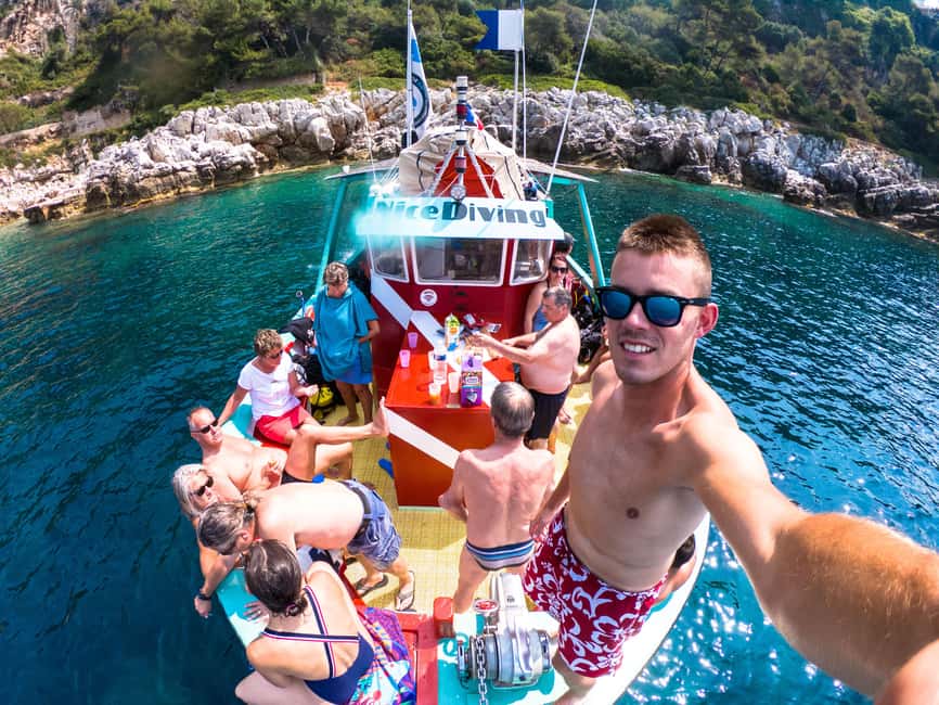 Nice : VIP sea tour with snorkeling & discover scuba - From Nice Harbor to the Cap-Ferrat Coast