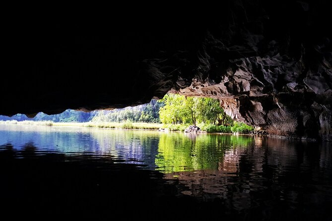 Ninh Binh Luxury Day Tour by Limousine- Small Group- All included - Cycling through villages on a sports bike