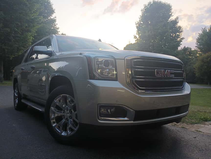 NON BUS VIP GMC YUKON Old Mission Traverse City Wine Tour - Why the SUV changes the Old Mission Peninsula experience