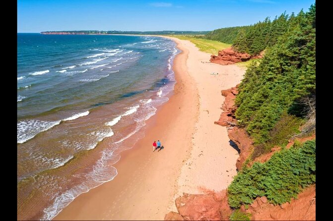 North Shore Tour of Prince Edward Island In Luxury - Green Gables gives the tour its story