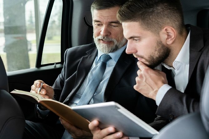 Nottinghamshire to London Heathrow Airport (LHR) Luxury Transfers - The driver makes the difference