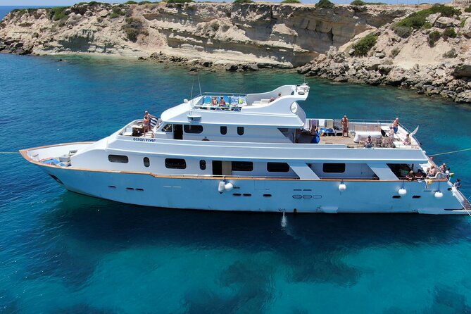 Ocean Flyer VIP Cruise from Paphos Adults Only - A buffet lunch that earns its place