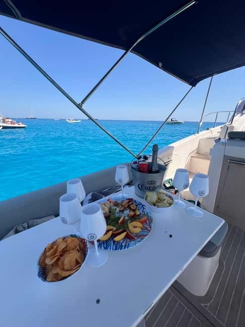Palermo: Luxury Boat Tour with Snacks and Snorkeling - Gaspare’s style makes the difference