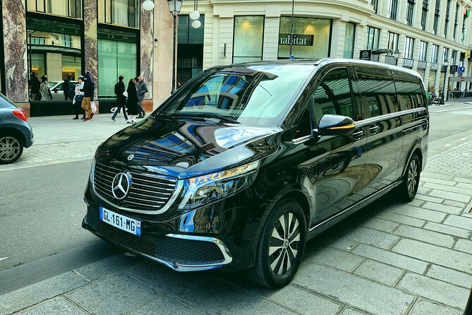 Paris Airport Transfer: Paris to Paris Airport CDG by Luxury Van - Leaving Paris without a last-minute scramble