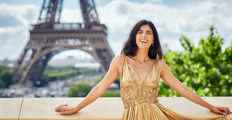 Paris: Private VIP Photoshoot with Experienced Photographer - Choosing between one hour and two