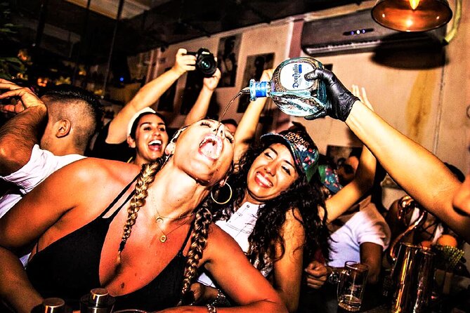 Party without limits! Cartagena; VIP Party. - Meeting beneath Cartagena’s Clock Tower at 10 p.m.