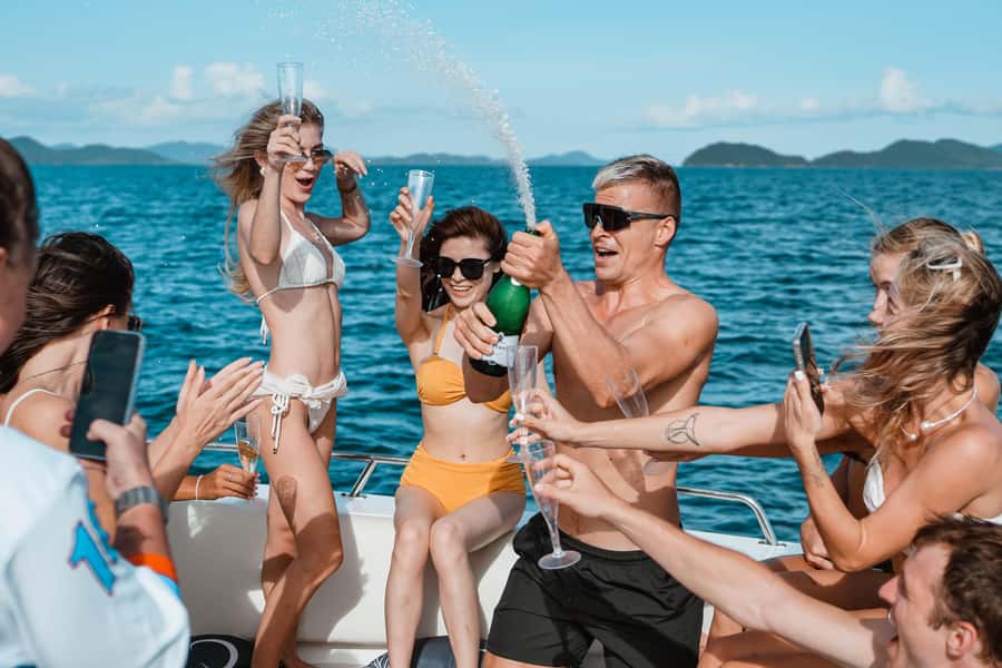 Phuket: James Bond & Phang Nga Bay by Luxury Sunset Yacht - Sunset, Thai cooking, and the ride home