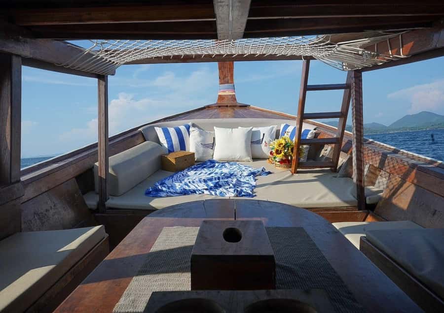 Phuket: Luxury Private Longtail Boat Islands Discovery Tour - Rang Yai and the value of staying for sunset