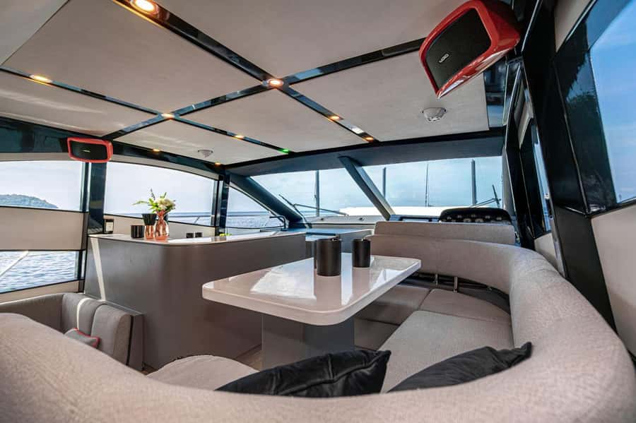 Phuket: Phi Phi Island & Maya Bay Luxury Yacht Day Tour - Lunch on the water