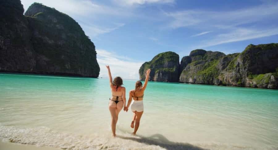 Phuket: Phi Phi, Maya, and Maiton by Luxury Yacht with Lunch - Pileh Lagoon by traditional longtail boat