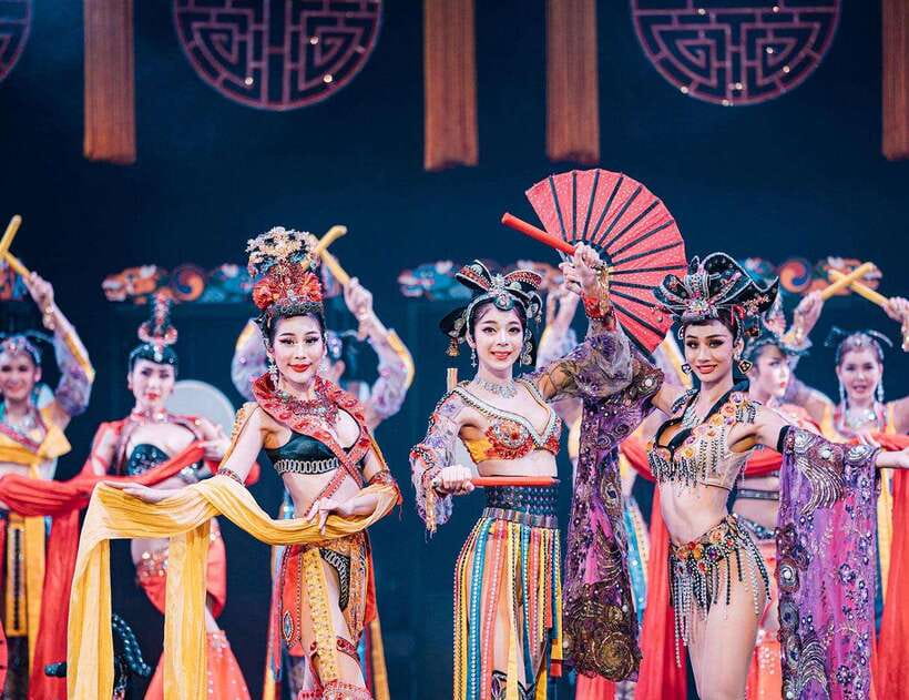 Phuket: Simon Cabaret Show VIP Tickets - Seating, access, and practical limitations