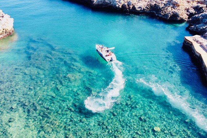 Polignano a Mare luxury boat tour, aperitif, diving and snorkeling - The 90-minute route along the sea caves