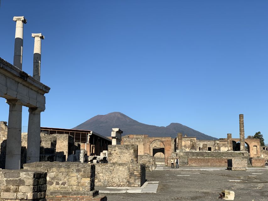Pompeii VIP 3h Tour: Skip-the-line with your Archaeologist - What $407.83 means in practical terms