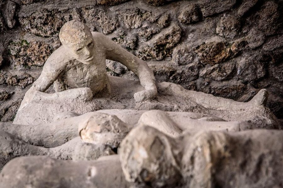 Pompeii VIP 3h Tour: Skip-the-line with your Archaeologist - Pompeii’s houses reveal private life