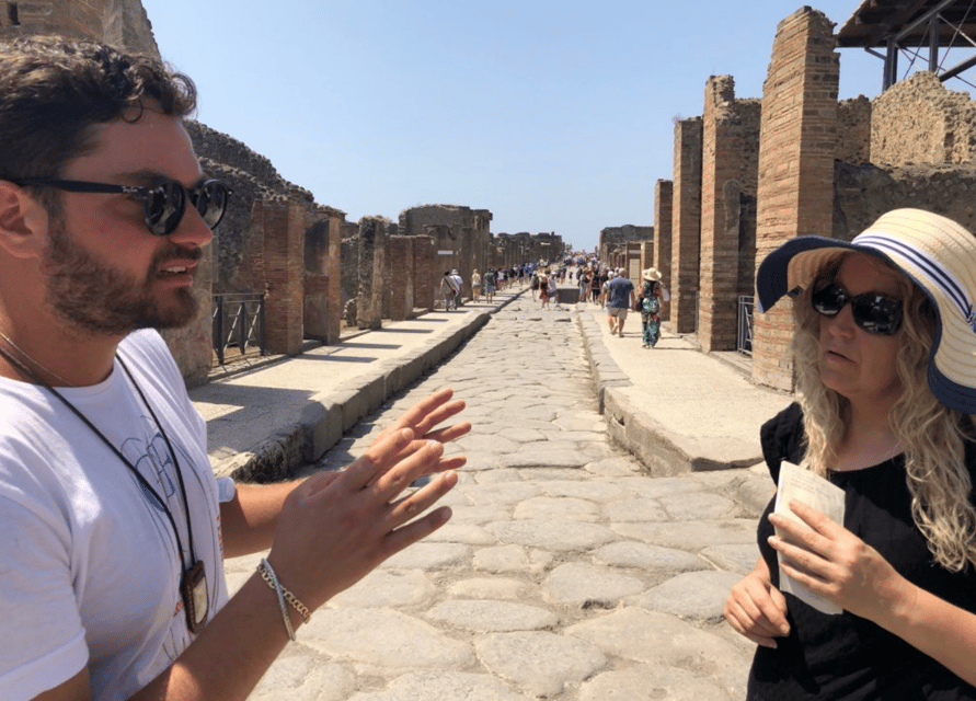 Pompeii VIP 3h Tour: Skip-the-line with your Archaeologist - The Garden of the Fugitives and the final human story