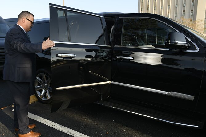 Port Canaveral Luxury SUV to Orlando Airport MCO and Hotels - Key points at a glance