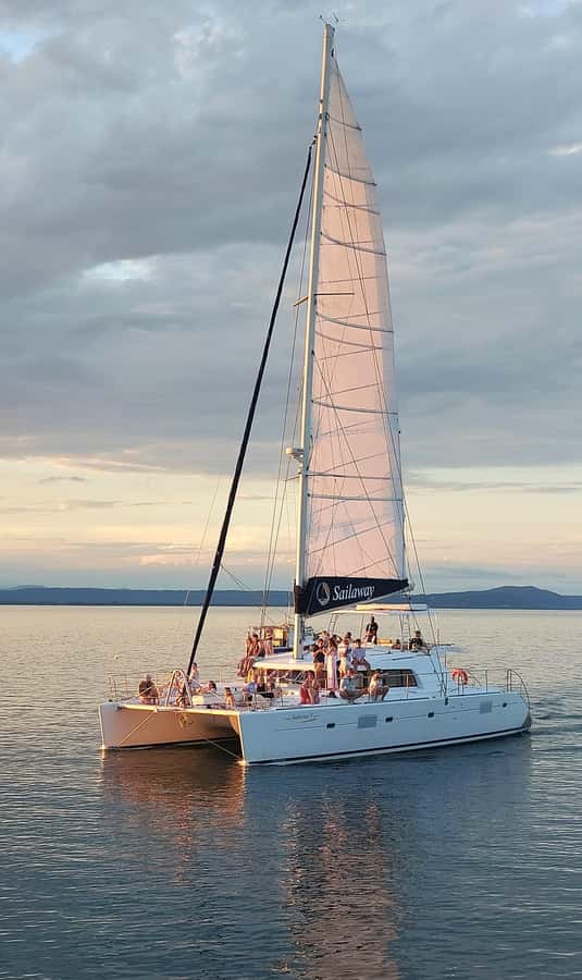 Port Douglas: Sunset Sailing Cruise on Luxury Catamaran - Who should book this catamaran cruise