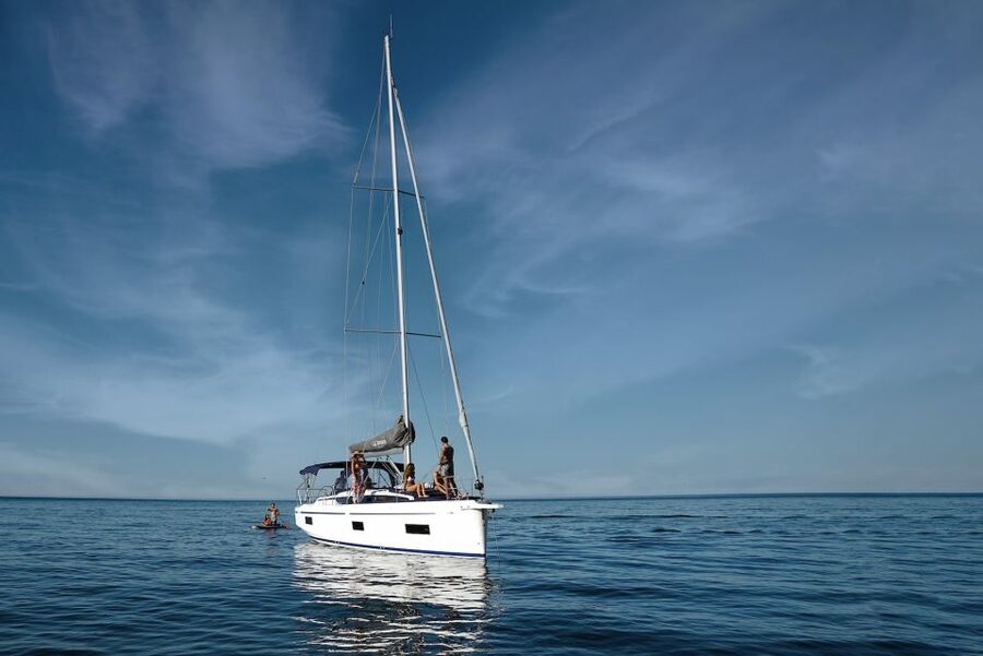 Portimao: Luxury Sail-Yacht Cruise with Sunset Option - The crew makes the difference