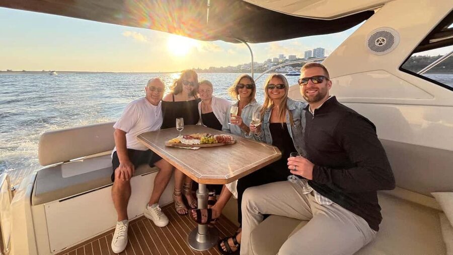 Porto: Luxury 6 Bridges Yacht Cruise with Wine & Snacks - Starting at Freixo Marina