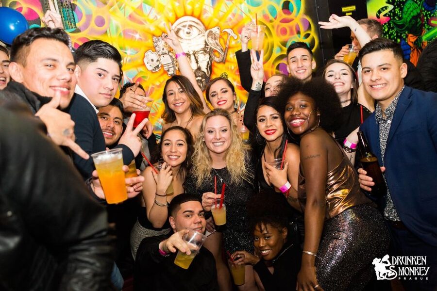 Prague: Pub Crawl with Open Bar and VIP Entry - Should you book the Prague pub crawl?