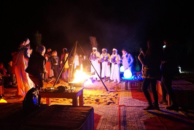 Private 2 Days Desert Tour from Fes with Overnight in Luxury Desert Camp - The long road to Erg Chebbi