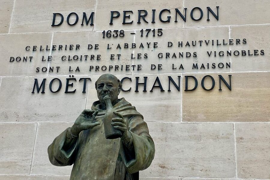 Private Champagne Ruinart, Moet Chandon VIP Tour by Mercedes - Why this private Champagne day trip works