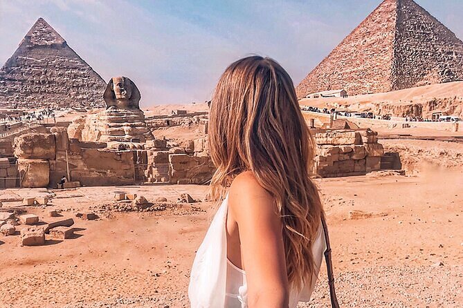 Private Day Tour to Giza Pyramids, Sphinx & Saqqara + Luxury Nile Dinner Cruise - Giza Pyramids: the essential first stop