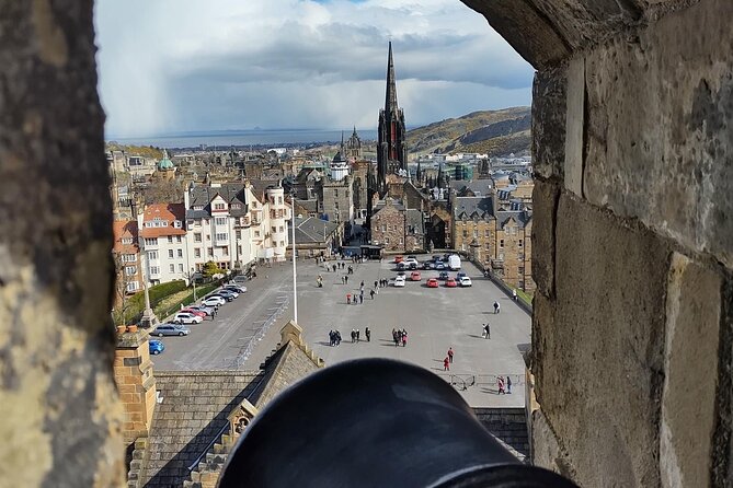 Private Edinburgh Full Day Guided Tour in a Black Cab LEVC TX - Dean Village and Duddingston