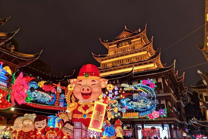 Private Evening Tour: VIP Huangpu River Cruise and Shanghai Lights - What the private format really changes