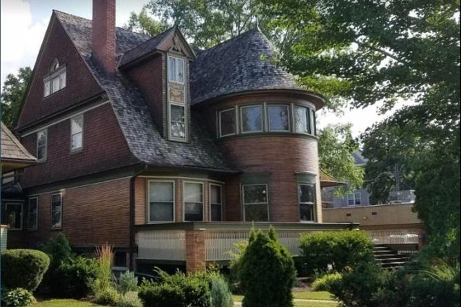 Private Frank Lloyd Wright Architectural Tour by Luxury Vehicle - Key things to know before booking
