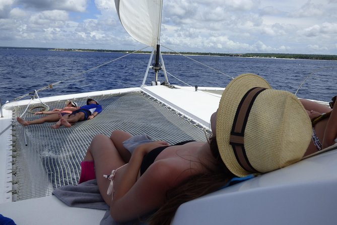 Private Luxury Catamaran - Saona or Catalina island - Food, drinks, and the lunch question