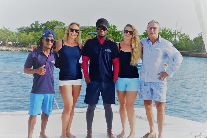 Private Luxury Catamaran - Saona or Catalina island - Why a private catamaran changes the day