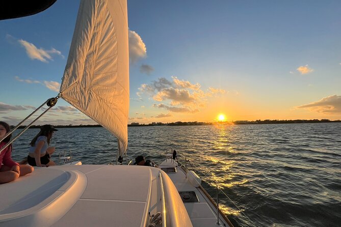 Private Luxury Catamaran Tour to Stingray City and Snorkel - What the $2,250 price really buys