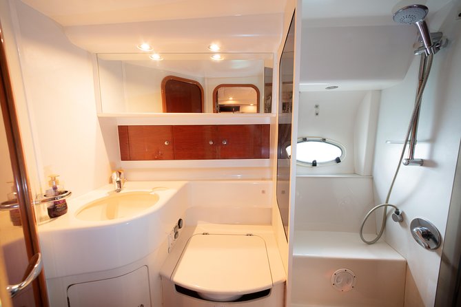 Private Luxury Everest Yacht Cruise from Dubai Marina - Is $350 good value for your group?