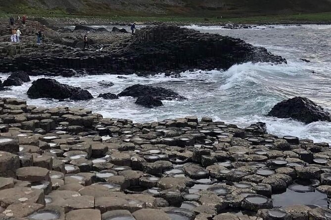 Private Luxury Giants Causeway Trip from Belfast - The Mercedes V or S Class difference