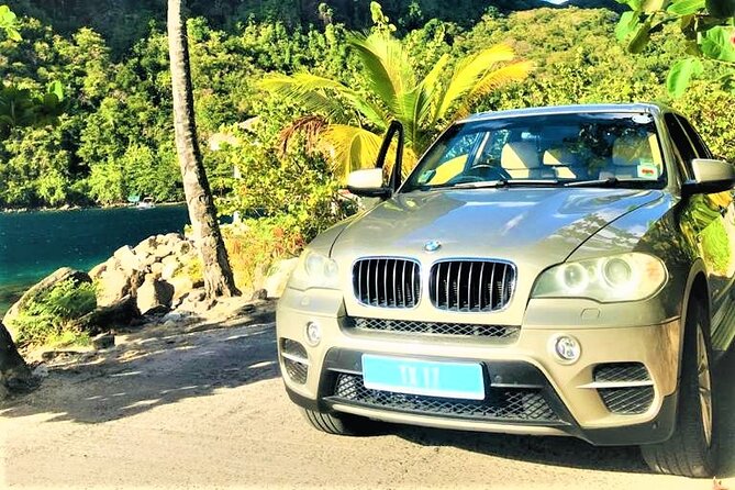 Private Luxury Hewanorra International Airport Transfer | UVF | Round-trip| - A Calm Landing at Hewanorra Airport