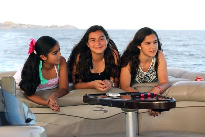 Private Luxury Pontoon Boat, Snorkel, Arch, Sunset & byond - Key things to know before booking