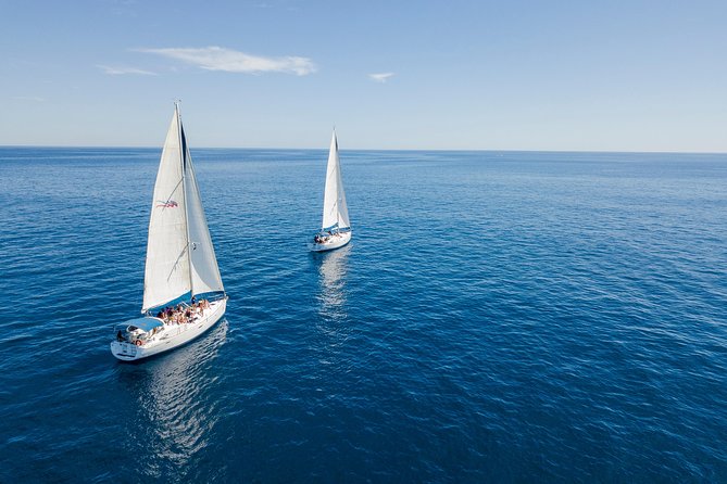 Private Luxury Sailing Cruise in Los Cabos with Lunch and Open Bar - Lunch, ceviche, and the open bar