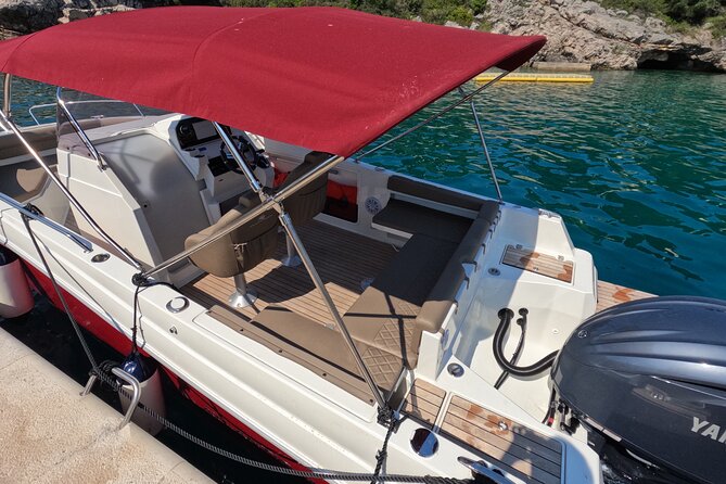Private luxury speedboat tour-Islands, caves, beaches, snorkeling - Koločep and the Blue Cave