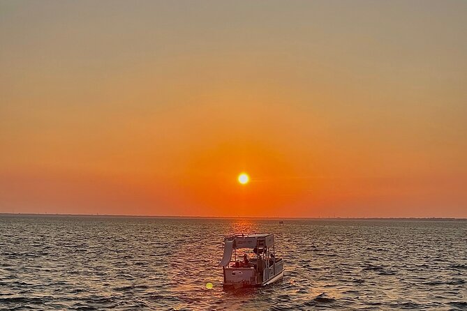 Private Luxury Sunset Cruise in Panama City Beach - Captain Matt’s role in the experience