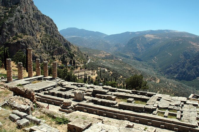 Private Luxury Tour: Delphi & Thermopylae – The 300’s Legacy - A quick look at Arachova