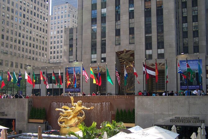 Private Luxury Tour of NYC With Transportation - Starting at Rockefeller Center and heading down 5th Avenue