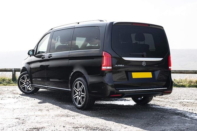 Private luxury transfer from Edinburgh Airport to Edinburgh - The Mercedes V Class advantage