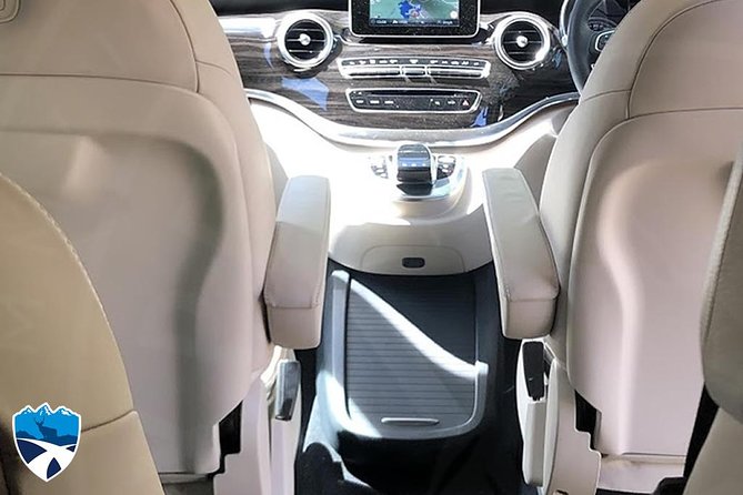 Private luxury transfer from Edinburgh Airport to Edinburgh - What the 30-minute ride is really buying you