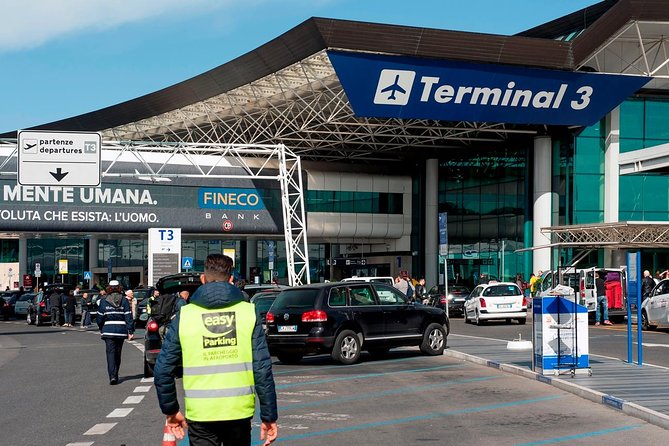 Private Luxury Transfer from Fiumicino Airport to Rome - Inside the Mercedes-Benz vehicle