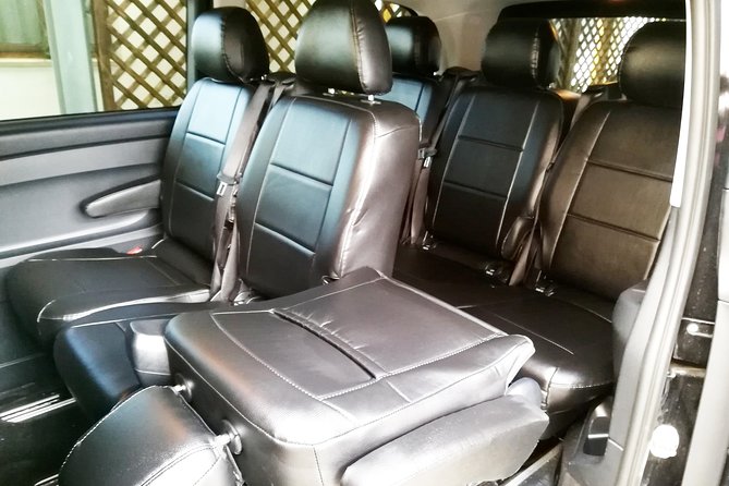 Private Luxury Transfer from Fiumicino Airport to Rome - The ride into central Rome